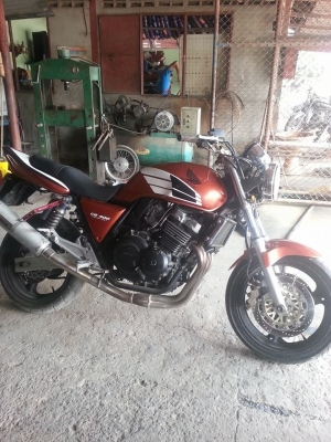 ขาย Cb400 ทะเบียนแท้ครับ