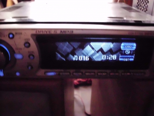 ขาย front sony รุ่นใหญ่ cd MP3 3preout 850 บาท ดูรายละเอียด