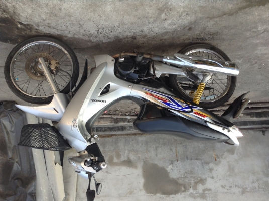 Honda wave r125