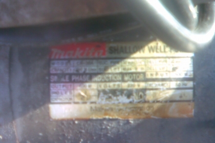 ปั้มน้ำส่งมากีตาสภาพพร้อมใช้งานครับตัวแรงครับ 500 W  ความสูงประมาณ 30  เมตรครับเบิกใหม่หมื่นกว่าครับรุ่นนี้ราคานี้สุดคุ้มมากครับ