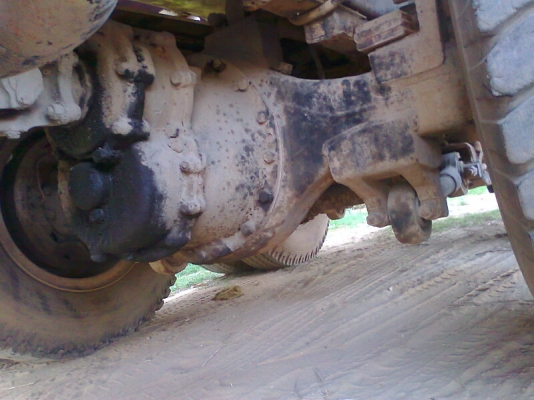 รถสิบล้อบรรทุกน้ำ MITSUBISHI FUSO รุ่นหน้ากากดำ สีเดิม ๆ เครื่อง 195 แรงม้า ทุบราคาเหลือ 460,000 บาท !!!!!!!!!!!!!