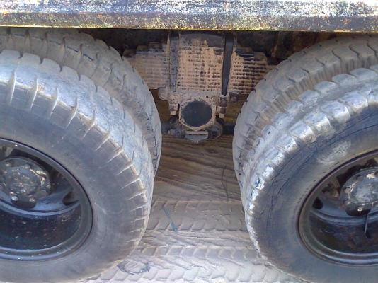 รถสิบล้อบรรทุกน้ำ MITSUBISHI FUSO รุ่นหน้ากากดำ สีเดิม ๆ เครื่อง 195 แรงม้า ทุบราคาเหลือ 460,000 บาท !!!!!!!!!!!!!