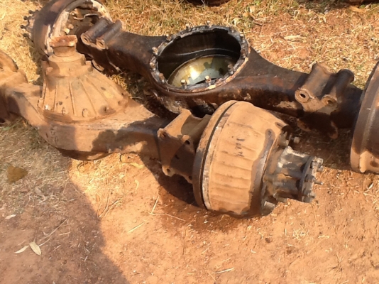 ขายครับเฟืองท้าย ISUZU 115 ขายที่14900ครับพี่น้องพร้อมรับประกันชินงานครับ