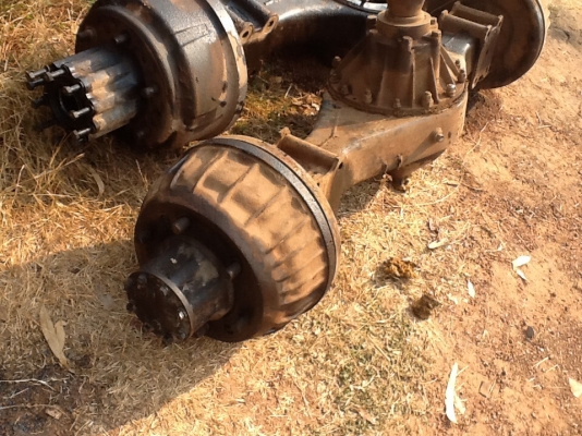 ขายครับเฟืองท้าย ISUZU 115 ขายที่14900ครับพี่น้องพร้อมรับประกันชินงานครับ