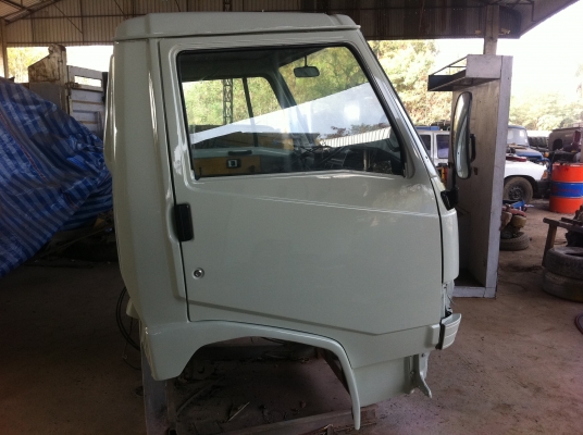 หัวเก๋ง HINO FC ทำสีใหม่ สภาพพร้อมใช้ อุปกรณ์มีครบ ราคาต่อรองได้