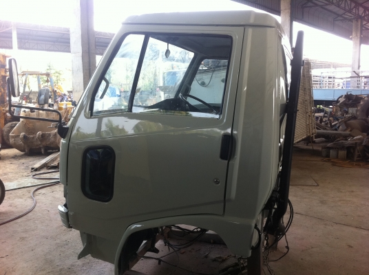 หัวเก๋ง HINO FC ทำสีใหม่ สภาพพร้อมใช้ อุปกรณ์มีครบ ราคาต่อรองได้