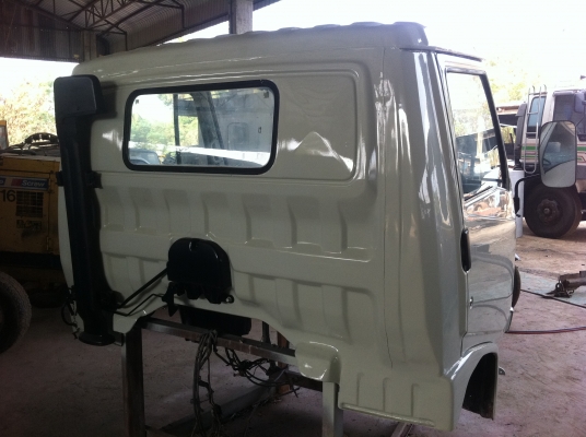 หัวเก๋ง HINO FC ทำสีใหม่ สภาพพร้อมใช้ อุปกรณ์มีครบ ราคาต่อรองได้