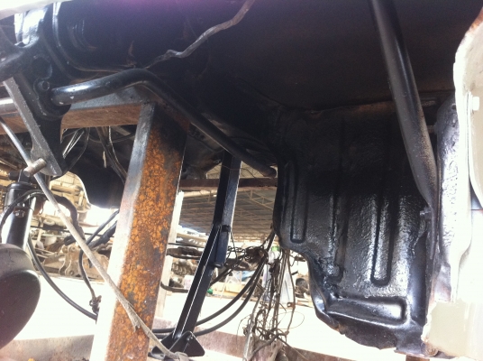 หัวเก๋ง HINO FC ทำสีใหม่ สภาพพร้อมใช้ อุปกรณ์มีครบ ราคาต่อรองได้