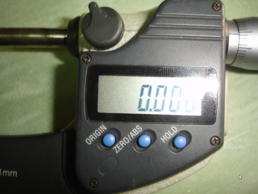 ขายเครื่องมือวัด MITUTOYO 331-251 Spilne Micrometer type A 0-25mm/0,001mm