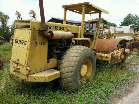 รถบดBOMAG BW212 D-2