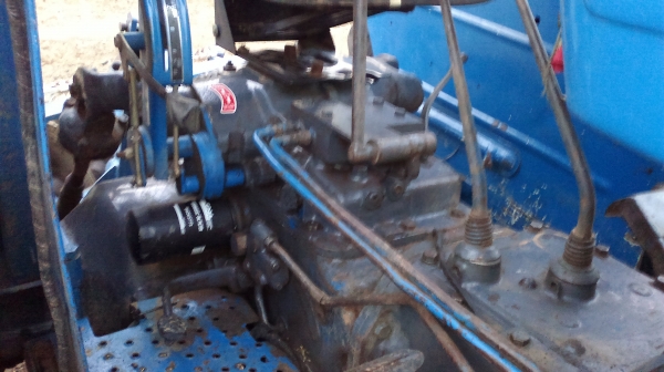 ฟอร์ด 6600 เสื้อลายแรงดี ใบมีดดันหน้า + ผาน7 CMT พร้อมใช้งาน เครื่อง เกียร์ ท้ายแน่นดี เล่มทะเบียนพร้อมโอน ราคาเบาๆ 370000 สันคนเดิมครับ 0860733522