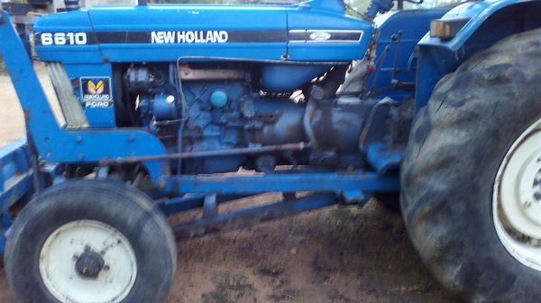 ฟอร์ด 6600 เสื้อลายแรงดี ใบมีดดันหน้า + ผาน7 CMT พร้อมใช้งาน เครื่อง เกียร์ ท้ายแน่นดี เล่มทะเบียนพร้อมโอน ราคาเบาๆ 370000 สันคนเดิมครับ 0860733522