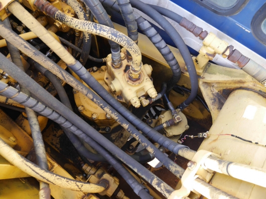 รถแบคโฮเก่าญี่ปุ่น Komatsu PC120-5