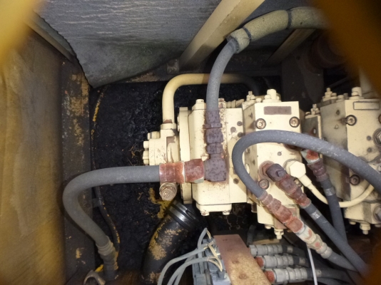 รถแบคโฮเก่าญี่ปุ่น Komatsu PC120-5