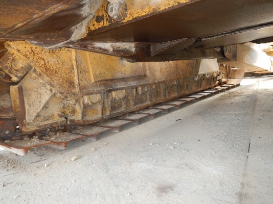 Lot.109 CAT D4H ราคา 1,200,000 บาท Lot.109 CAT D4H ราคา 1,200,000 บาท