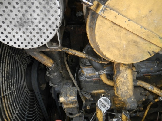 Lot.109 CAT D4H ราคา 1,200,000 บาท Lot.109 CAT D4H ราคา 1,200,000 บาท