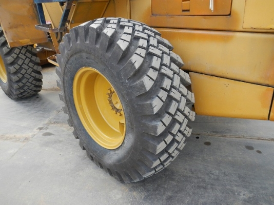 Lot.162 Komatsu WA100 ราคา 1,380,000 บาท