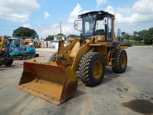 Lot.162 Komatsu WA100 ราคา 1,380,000 บาท