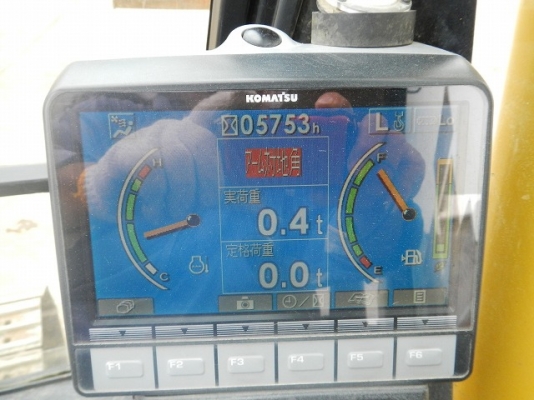 Lot.328 Komatsu PC200-8 ราคา 2,700,000 บาท