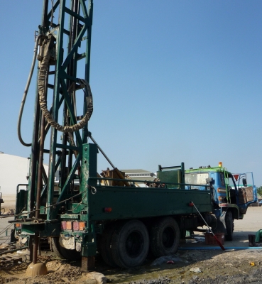 ขายชุดเจาะน้ำบาดาลพร้อมเครื่องแอร์เจาะหิน