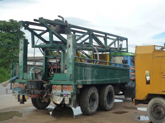 ขายชุดเจาะน้ำบาดาลพร้อมเครื่องแอร์เจาะหิน