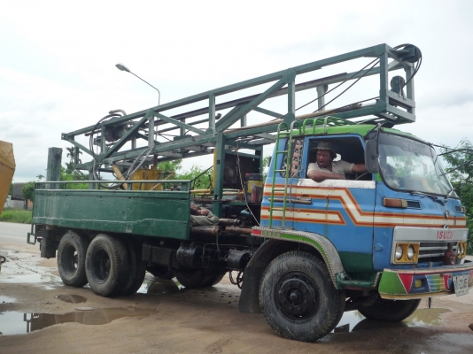 ขายชุดเจาะน้ำบาดาลพร้อมเครื่องแอร์เจาะหิน