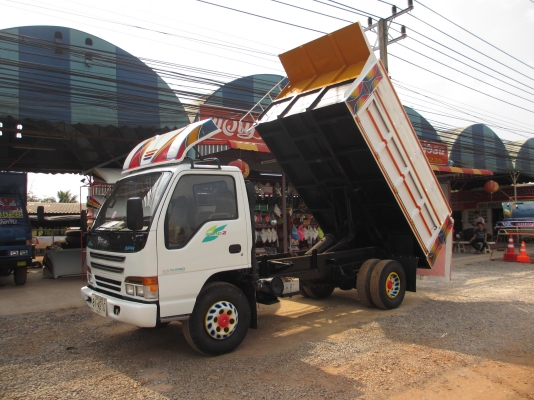 ขายรถด้๊มพ์ NPR120 แรง