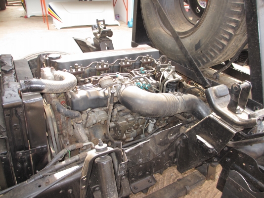 ขายรถด้๊มพ์ NPR120 แรง