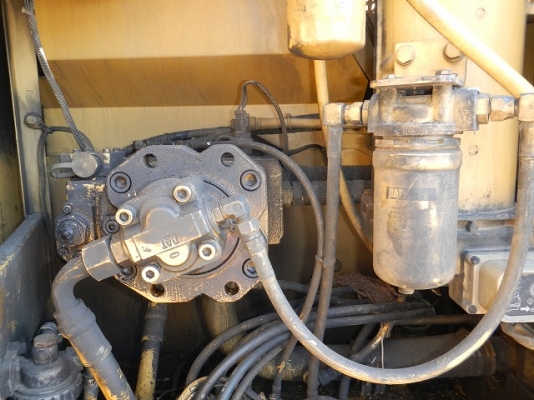 Lot.473 CAT 311B ราคา 1,380,000 บาท Lot.473 CAT 311B ราคา 1,380,000 บาท