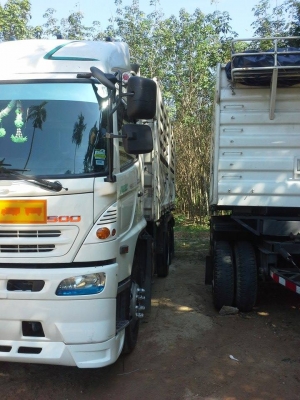 รถพ่วง 22ล้อ  HINO 380