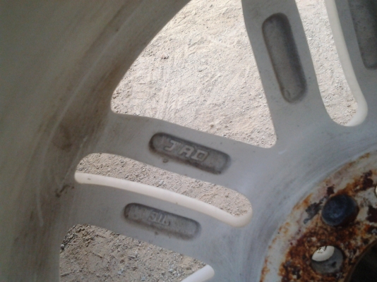 แม็กนอก Lenso JRD ขอบ16  พร้อมยาง