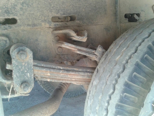 รถหกล้อ MKR อีซุซุ 100ฝาขาว รถหกล้อ MKR อีซุซุ 100ฝาขาว