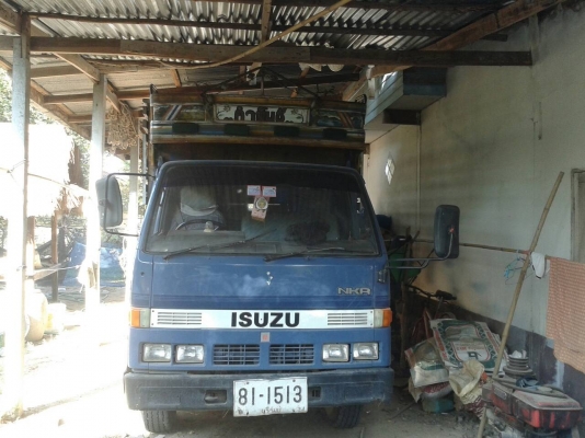 รถหกล้อ MKR อีซุซุ 100ฝาขาว รถหกล้อ MKR อีซุซุ 100ฝาขาว