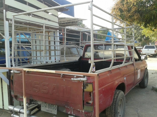 รถกระบะนิสสัน  สภาพพร้อมใช้  เครื่องดี เกียร์ดี  คันซีสวย