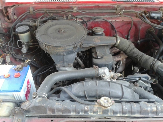 รถกระบะนิสสัน  สภาพพร้อมใช้  เครื่องดี เกียร์ดี  คันซีสวย