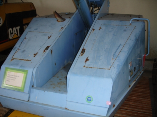 รถกระเช้า Aichi SR182 บูมยาว 18 เมตร ช่วงล่างแทร็คเหล็ก สวยครับ