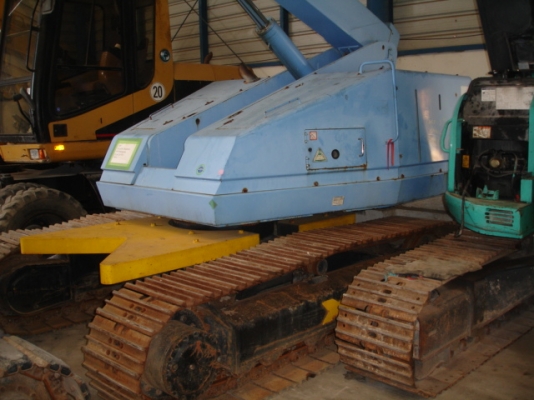 รถกระเช้า Aichi SR182 บูมยาว 18 เมตร ช่วงล่างแทร็คเหล็ก สวยครับ