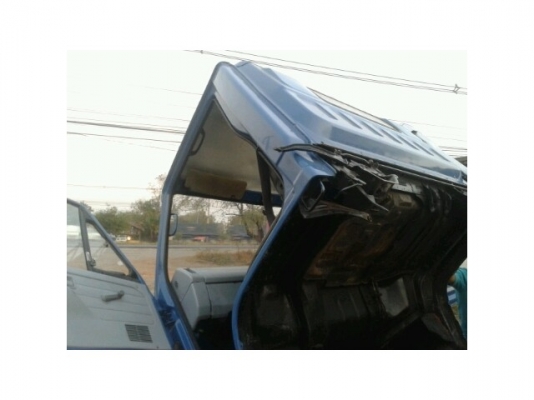 ขายISUZU NPR115แรง ปี36 ยาว5เมตร เครื่องดี แคชซีสวย เอกสารพร้อมโอน