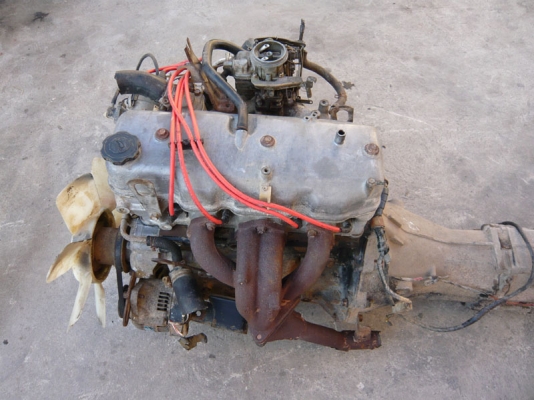 ขายเครื่องยนต์กระบะมาสด้าแฟมิเลีย 1400cc 7850 บาท