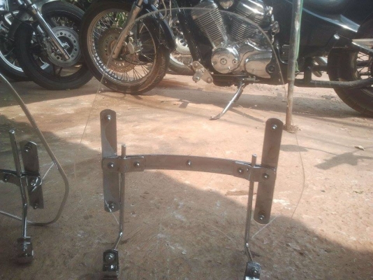 ขายวินขิล พร้อมที่ยึด ใส่รถช๊อปเปอร์  ราคา1500บาท  สภาพใหม่โครเมียมทั้งเส้น