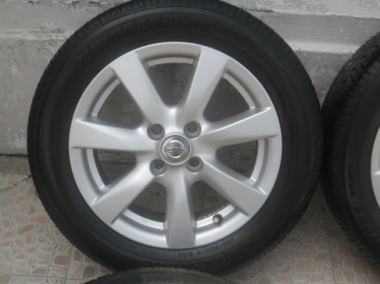 ขายล้อแม็ก nissan almera 15"x5.5" et40 4 รู 100 ยางปี11 สนใจติดต่อเล็กคลองสาม (081-3747940)