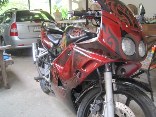 nsr150rr ทำสีแอร์บรัช + รับทำสี เพ้นลาย