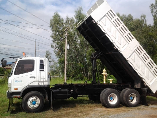 FUSO 627 M6 260แรง สวยเดิมๆ FUSO 627 M6 260แรง สวยเดิมๆ