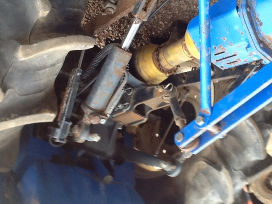 ขายแทรคเตอร์อีเซกิ  2 เพลาขายพร้อมโรตารี่ มือสองสภาพดีจากญี่ปุ่น ไม่ผ่านการใช้งานเมืองไทย