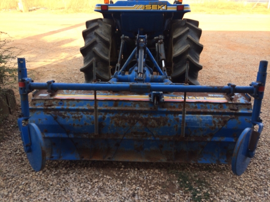 ขายแทรคเตอร์อีเซกิ  2 เพลาขายพร้อมโรตารี่ มือสองสภาพดีจากญี่ปุ่น ไม่ผ่านการใช้งานเมืองไทย