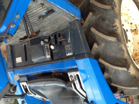 ขายแทรคเตอร์อีเซกิ  2 เพลาขายพร้อมโรตารี่ มือสองสภาพดีจากญี่ปุ่น ไม่ผ่านการใช้งานเมืองไทย