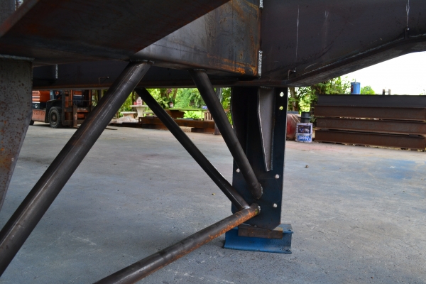 รถเทเลอร์หางก้างปลา 2 เพลา ยี่ห้อนำลาภ  ราคา 300,000 จัดไฟแนนเต็ม ไม่ต้องดาว์ท ผ่อนสบายๆไม่ต่างจากเช่า