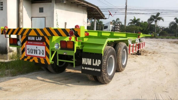 รถเทเลอร์หางก้างปลา 2 เพลา ยี่ห้อนำลาภ  ราคา 300,000 จัดไฟแนนเต็ม ไม่ต้องดาว์ท ผ่อนสบายๆไม่ต่างจากเช่า