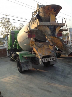 รถโม่ปูน  เก่านอก จองแล้วจาก รองนายก จากจังหวัดอุลบราชธานี