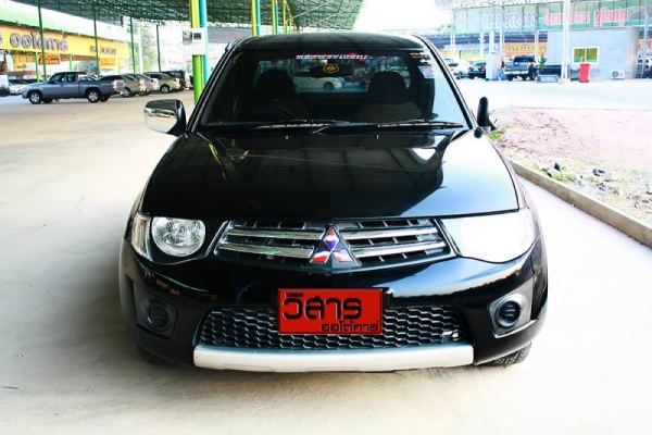 MITSUBISHI TRITON MEGACAB  2.4 MT ปี 2010